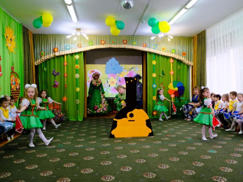День 8 марта